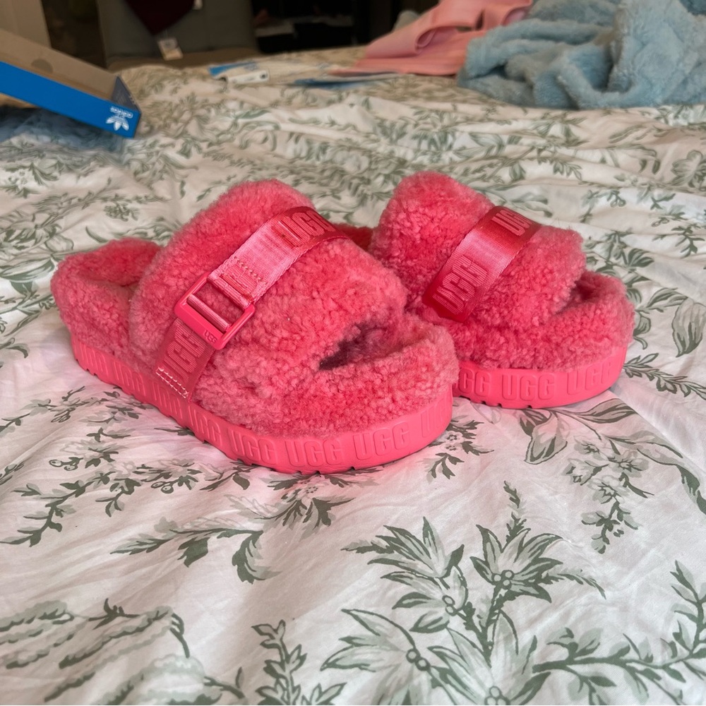 Sherpa Ugg Slides